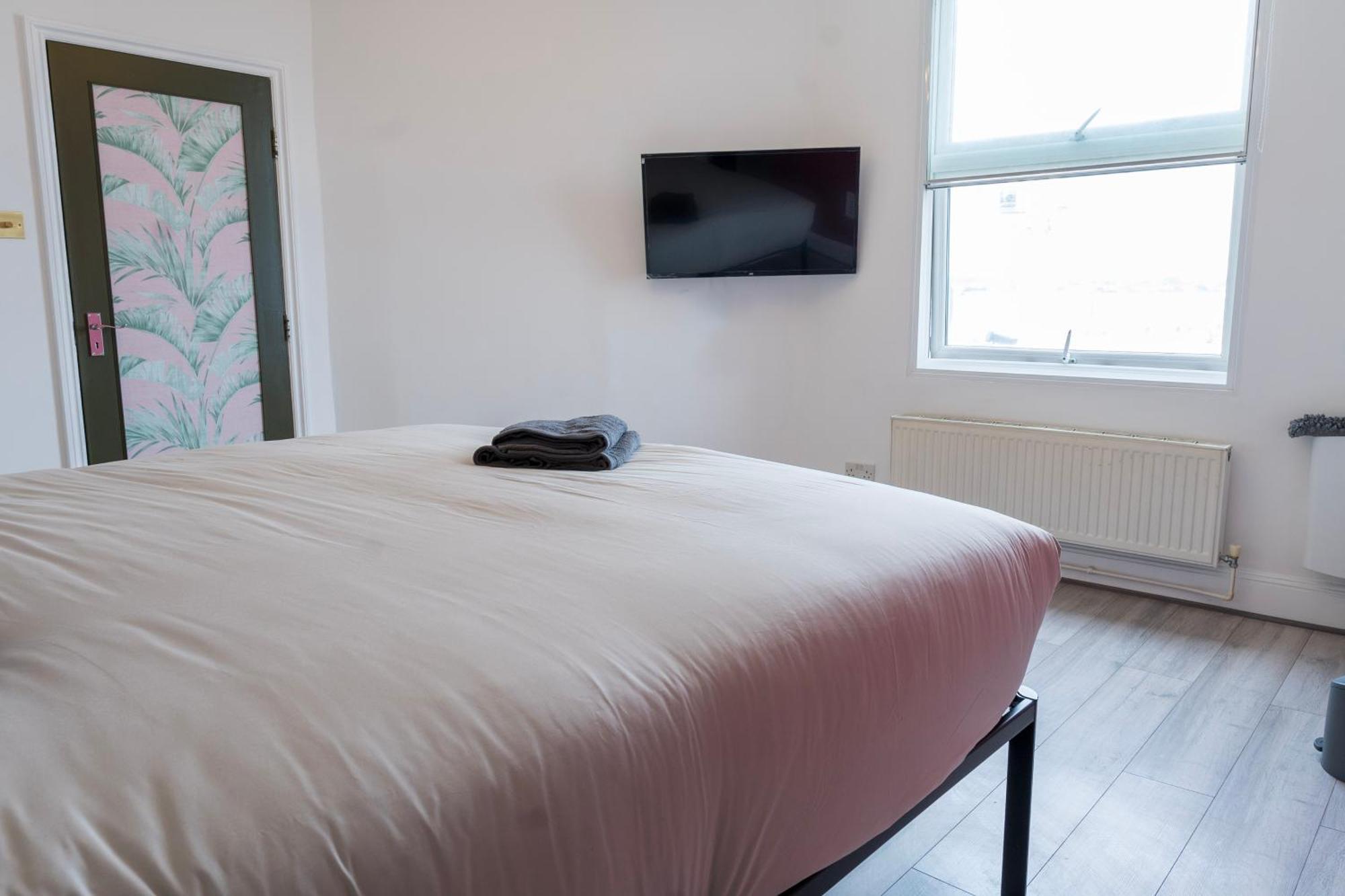 Appartamento 5c- Stylish Urban Retreat - Spacious 2 Bed Flat Londra
