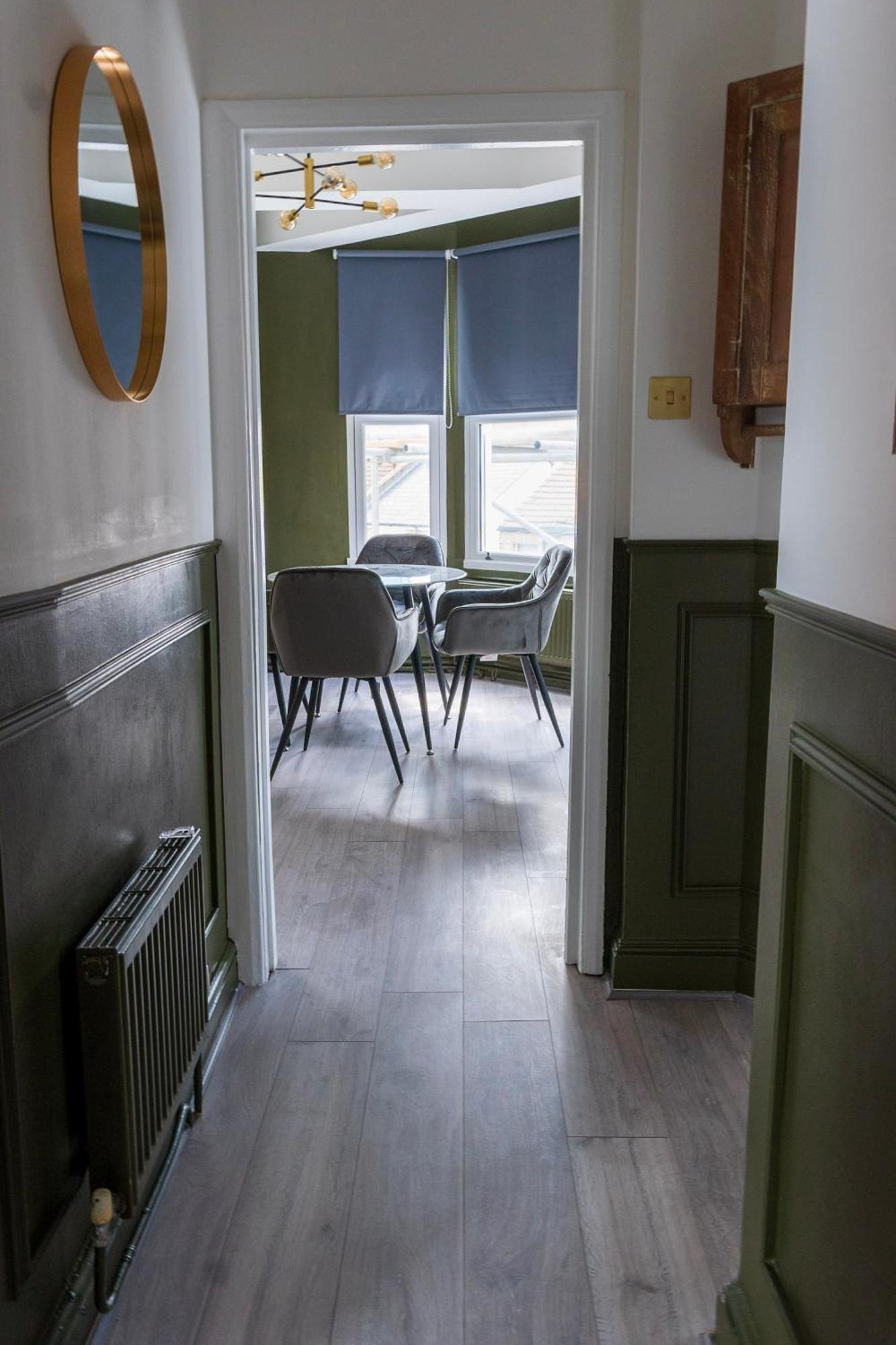 Appartamento 5c- Stylish Urban Retreat - Spacious 2 Bed Flat *