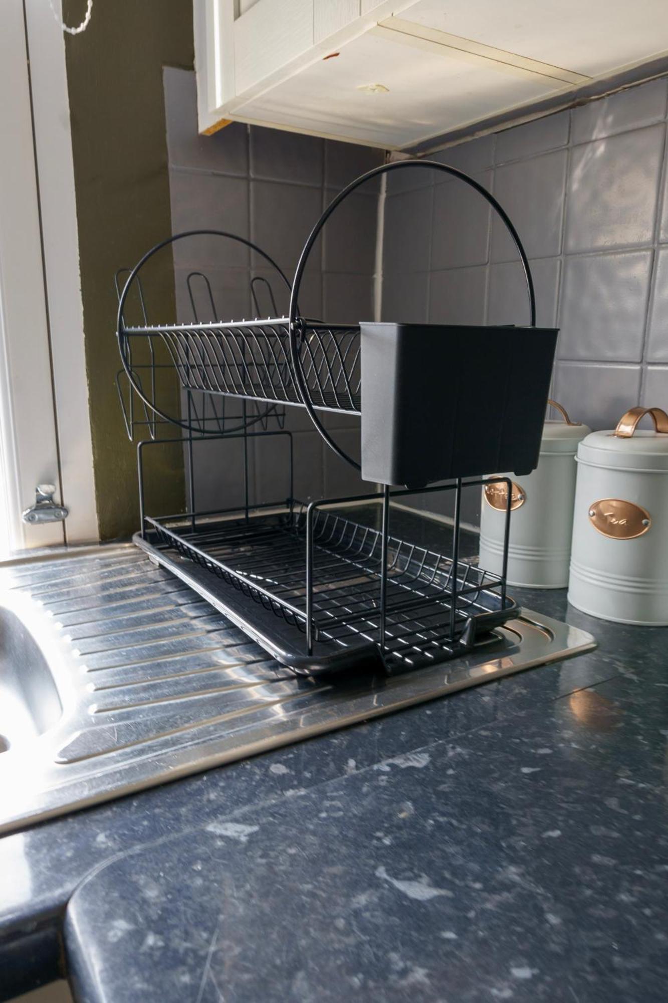 5c- Stylish Urban Retreat - Spacious 2 Bed Flat Londra